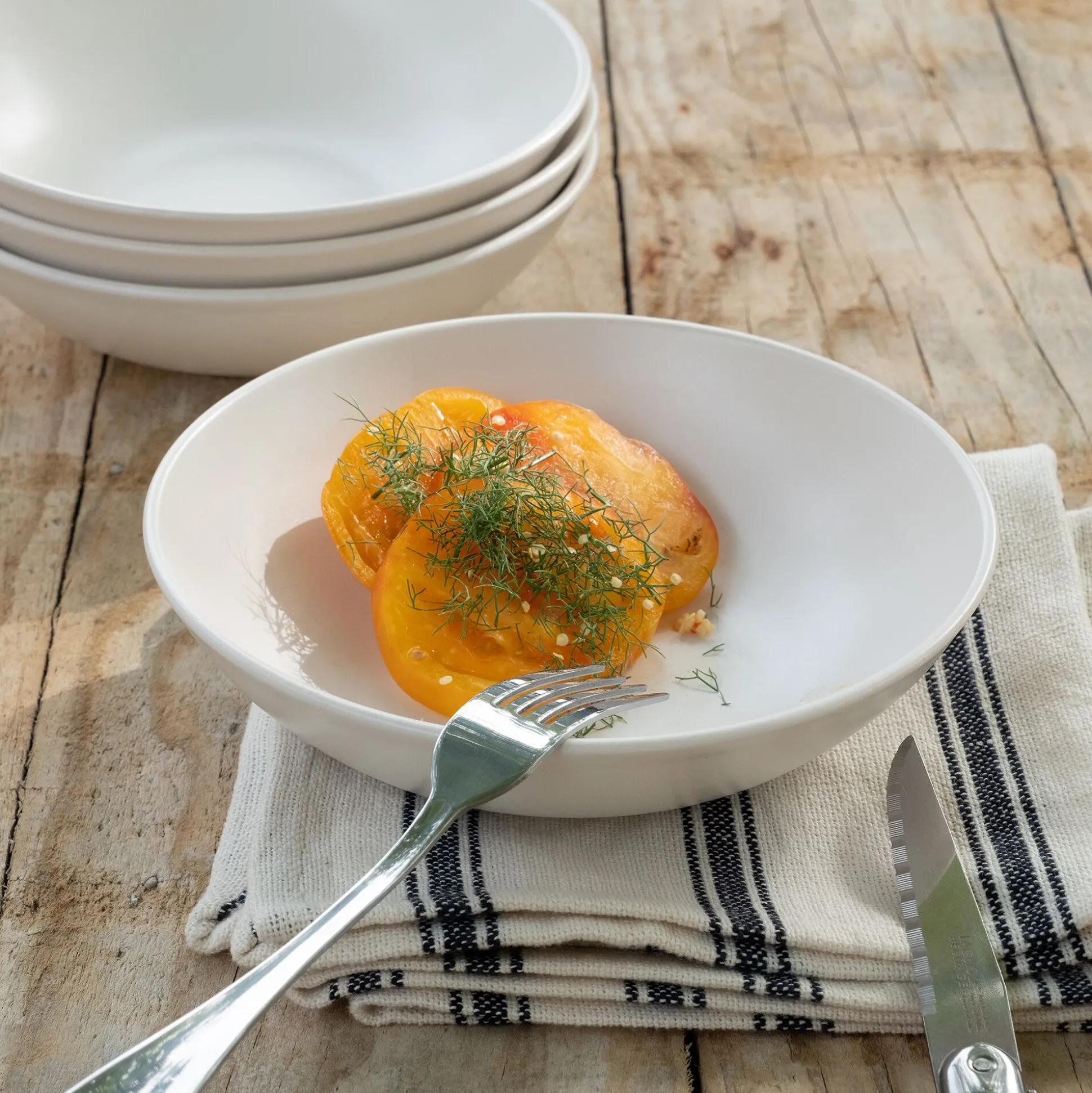 Assiette creuse en faïence D22cm - blanc ventoux