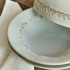 Assiette creuse en grès D22,5cm - beige alpilles