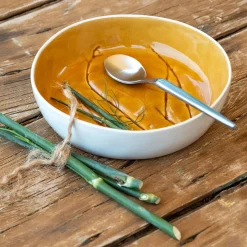 Assiette creuse impressions végétales en grès D19,5cm - jaune argan