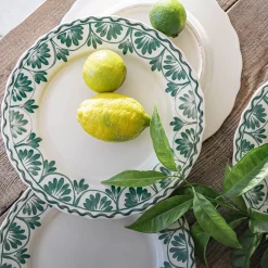 Assiette plate en grès à motif floral vert D28cm - blanc