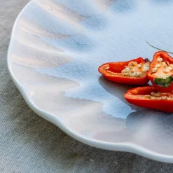 Assiette plate ondulée en grès D26,5cm - bleu