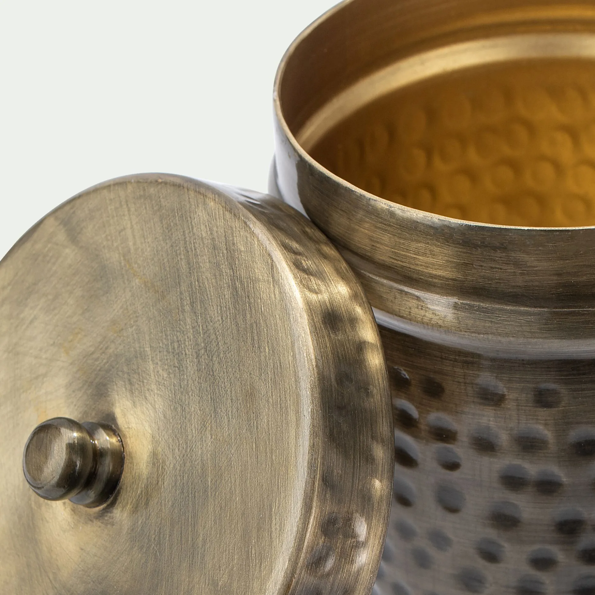 Boîte décorative ronde en fer - doré D10xH10cm