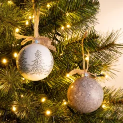 Boule de Noël D8cm - beige (modèle aléatoire)