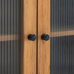 Buffet bas en teck recyclé et portes vitrées - bois clair