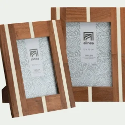 Cadre à poser rayé en bois 16x22cm - bois foncé