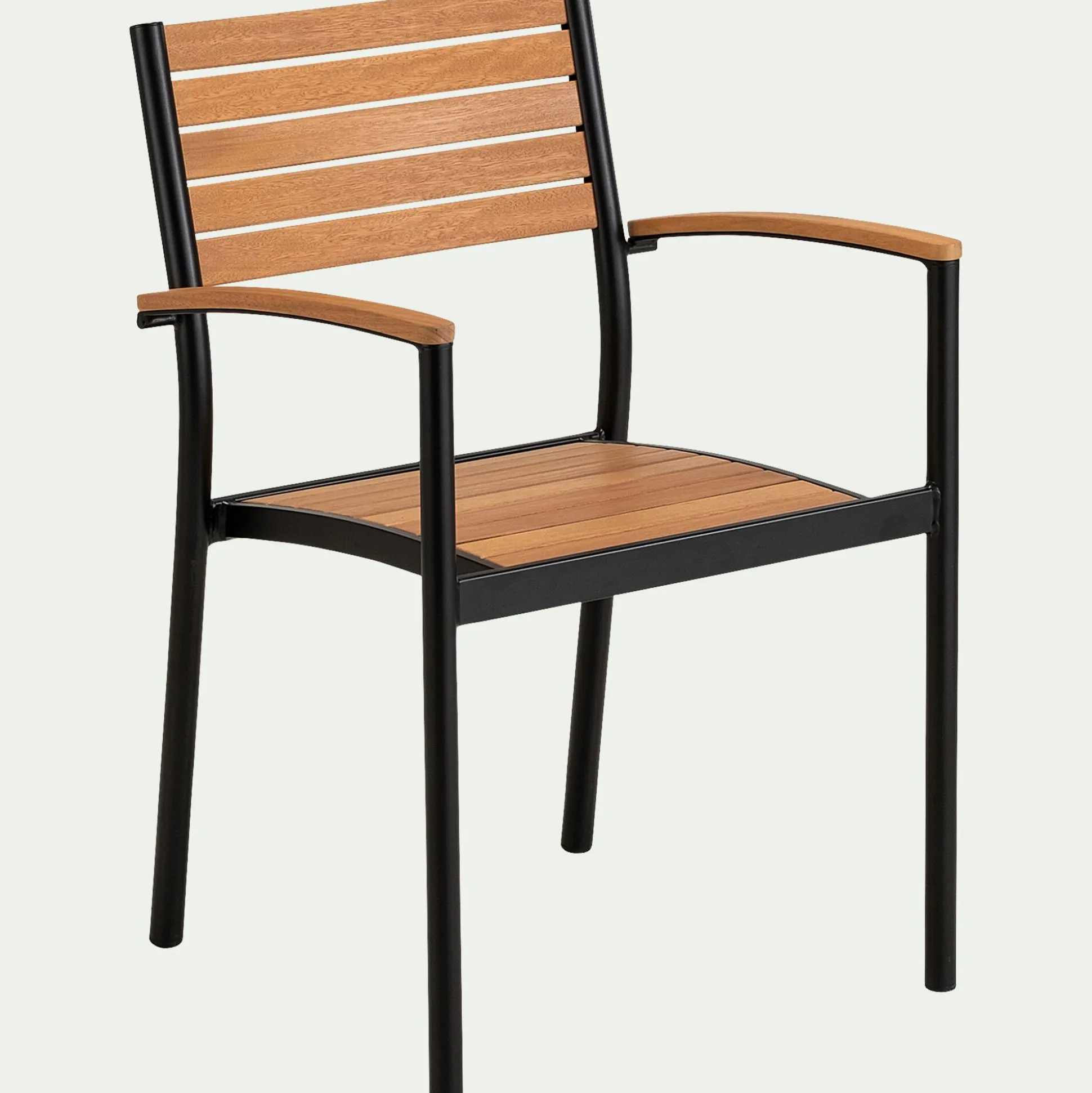 Chaise de jardin empilable avec accoudoirs en aluminium et eucalyptus - bois clair