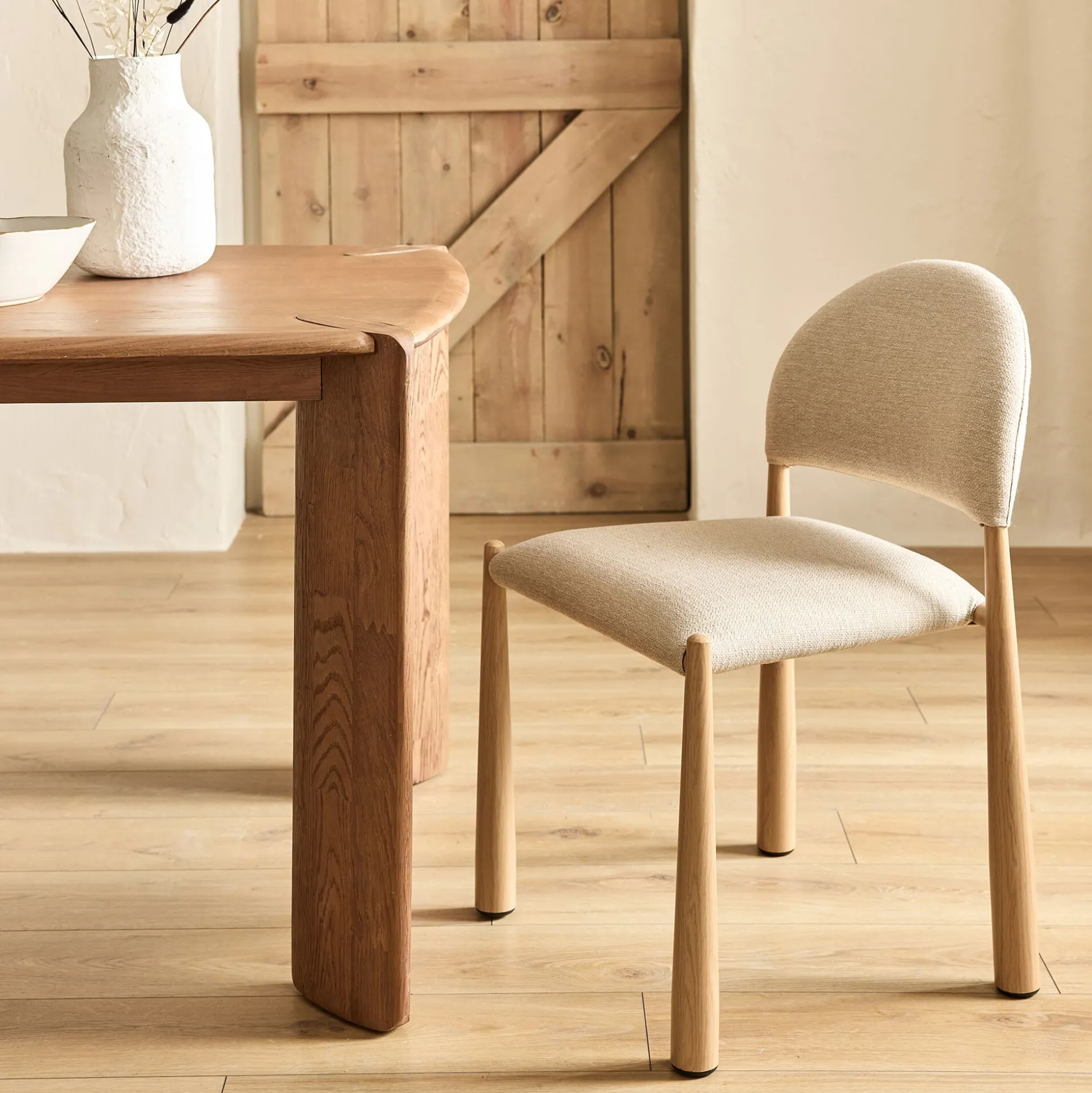 Chaise de repas contemporaine en tissu - beige