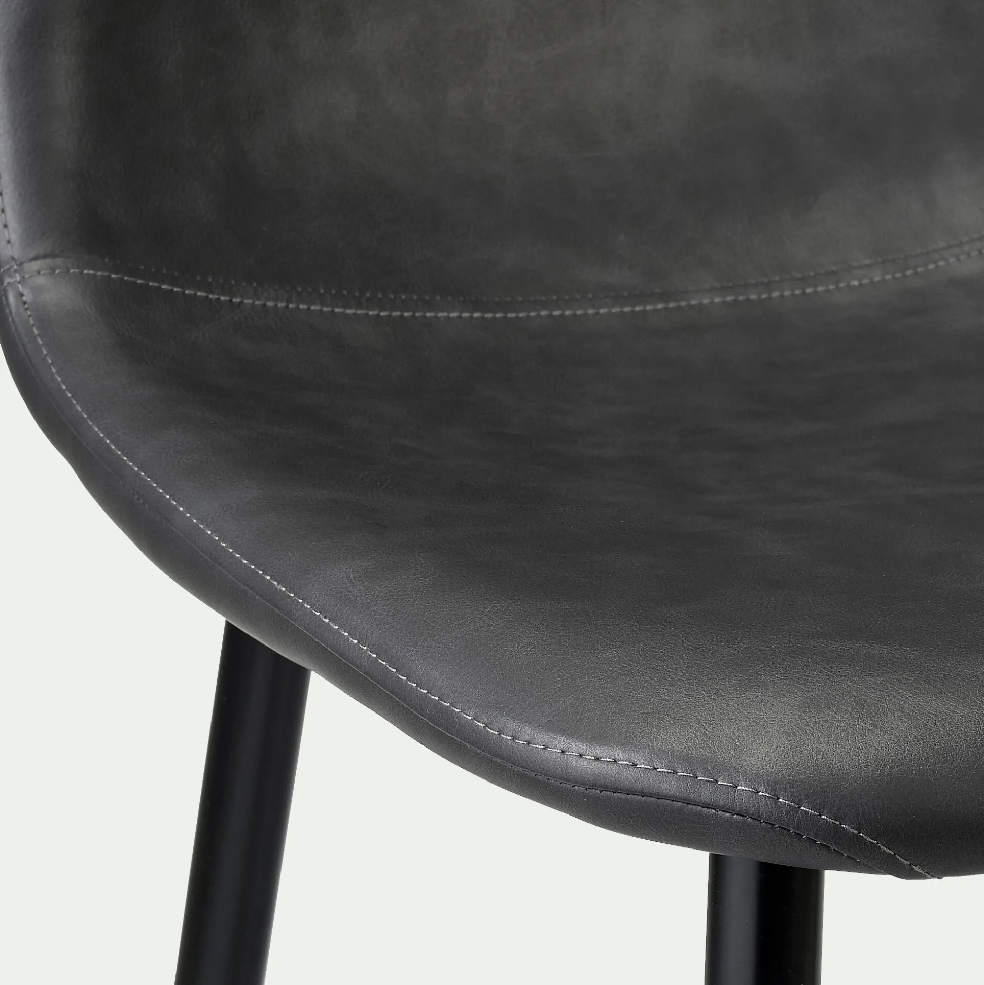Chaise en acier et simili avec piètement noir - noir