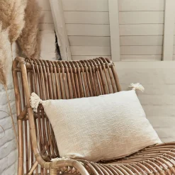 Coussin à pompons en coton 40x60cm - blanc