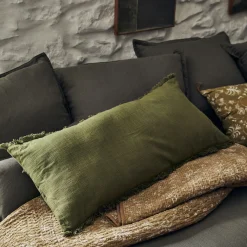 Coussin en coton finition franges 40x90cm - vert garrigue