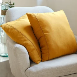 Coussin en lin et coton finition liseré 45x45cm - jaune argan