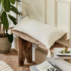 Coussin en lin finition pompons 30x80cm - blanc ventoux