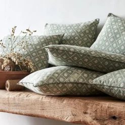 Coussin finition croquet en coton 30x80cm - vert