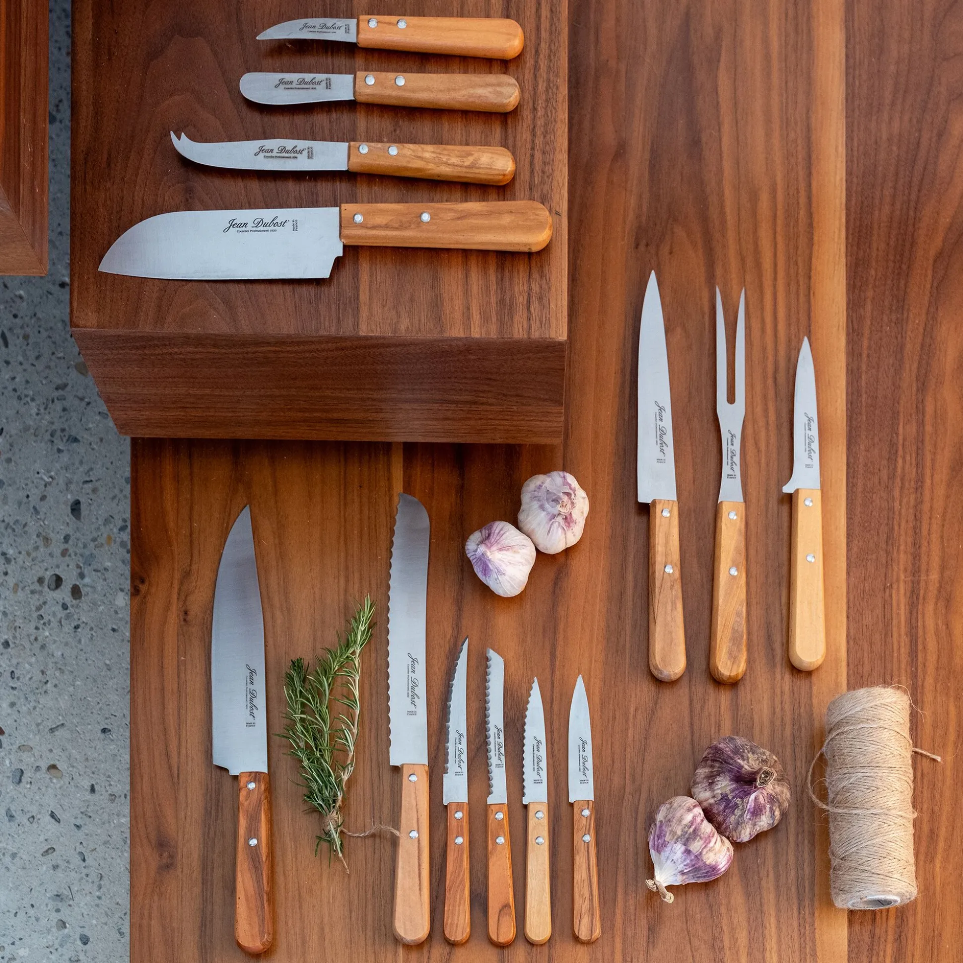 Couteau chef en inox et bois d'olivier 28cm - naturel