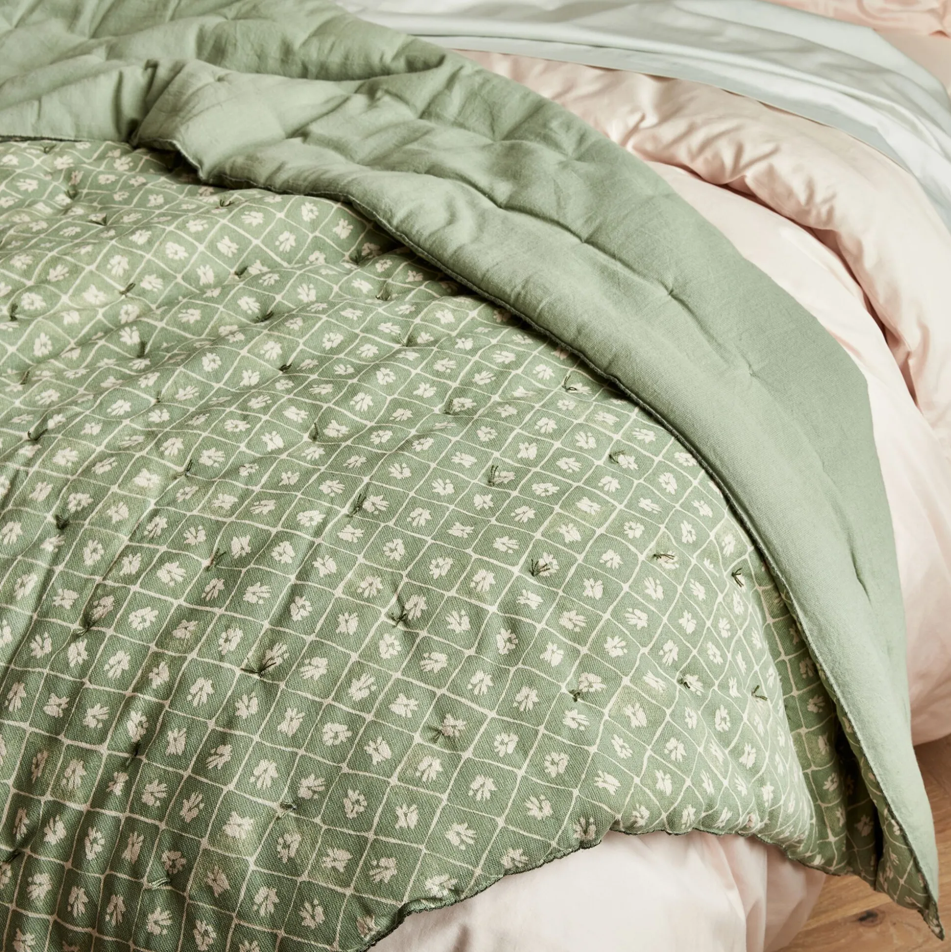 Couvre lit finition croquet en coton 220x240cm - vert