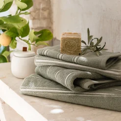 Drap de douche en coton - vert olivier 70x140cm