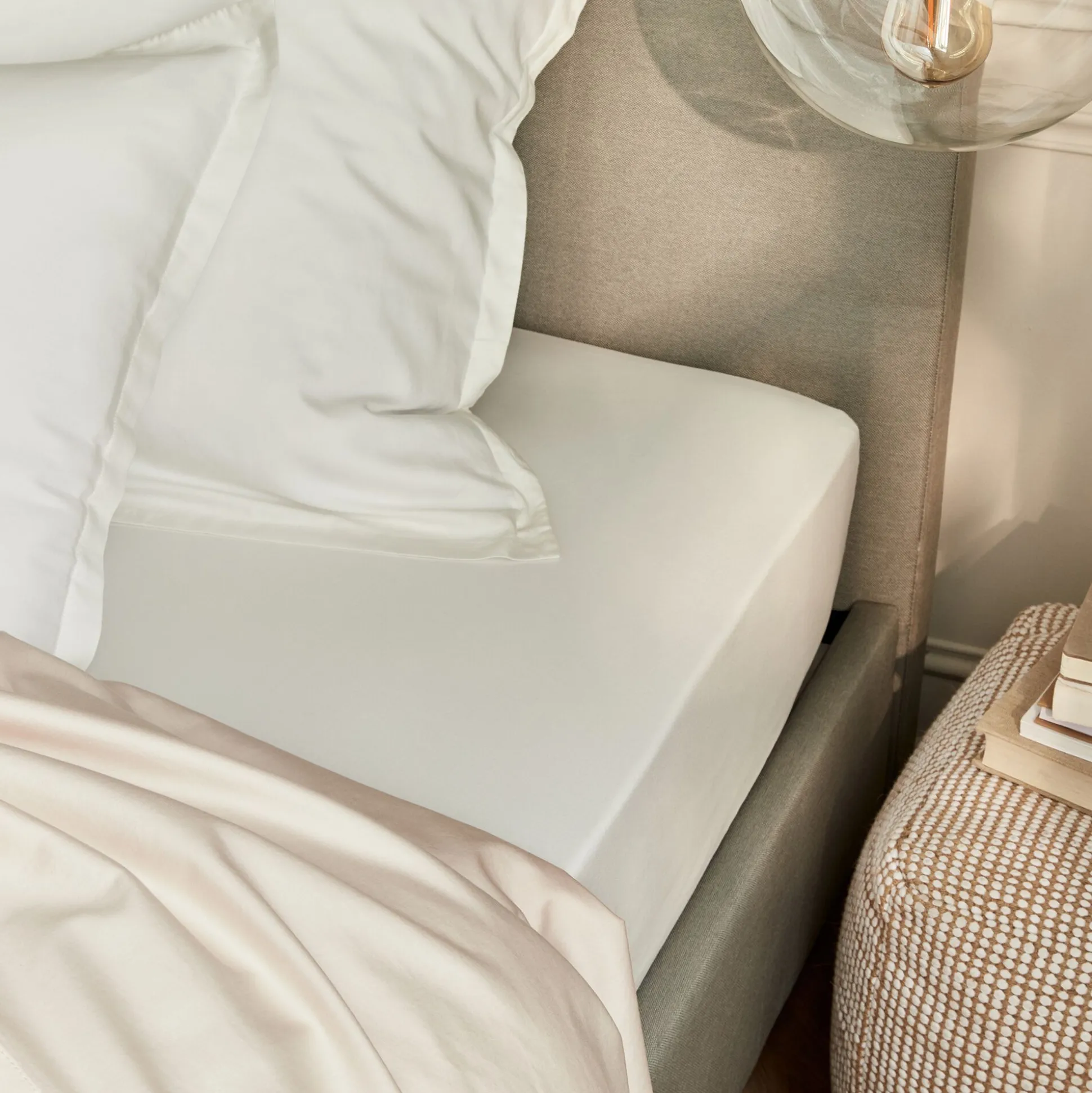 Drap housse en satin lavé 140x200cm B30cm - blanc ventoux