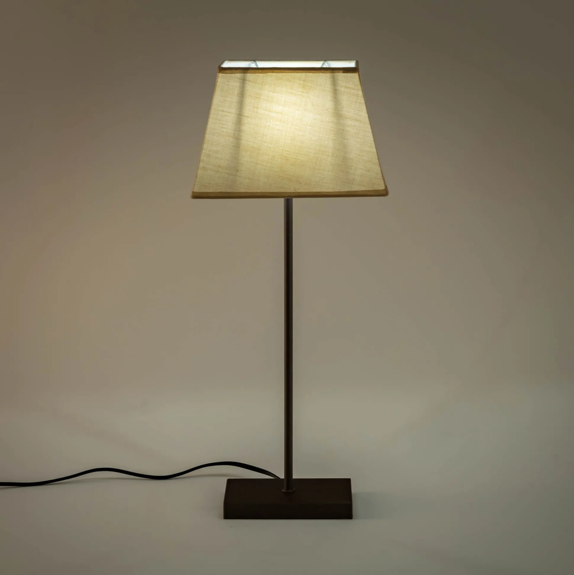Lampe métal avec abat-jour H47cm - taupe clair