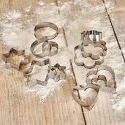 Lot de 12 emporte-pièces en inox - argenté