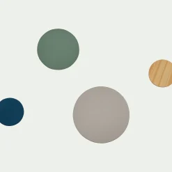 Lot de 4 patères en bois - multicolore