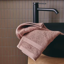 Lot de 2 serviettes invité en coton peigné - brun rhassoul 30x50cm