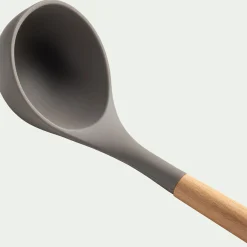 Louche en bois et silicone - brun terre ombre