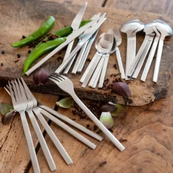 Ménagère 24 pièces en inox satiné - argenté métallisé