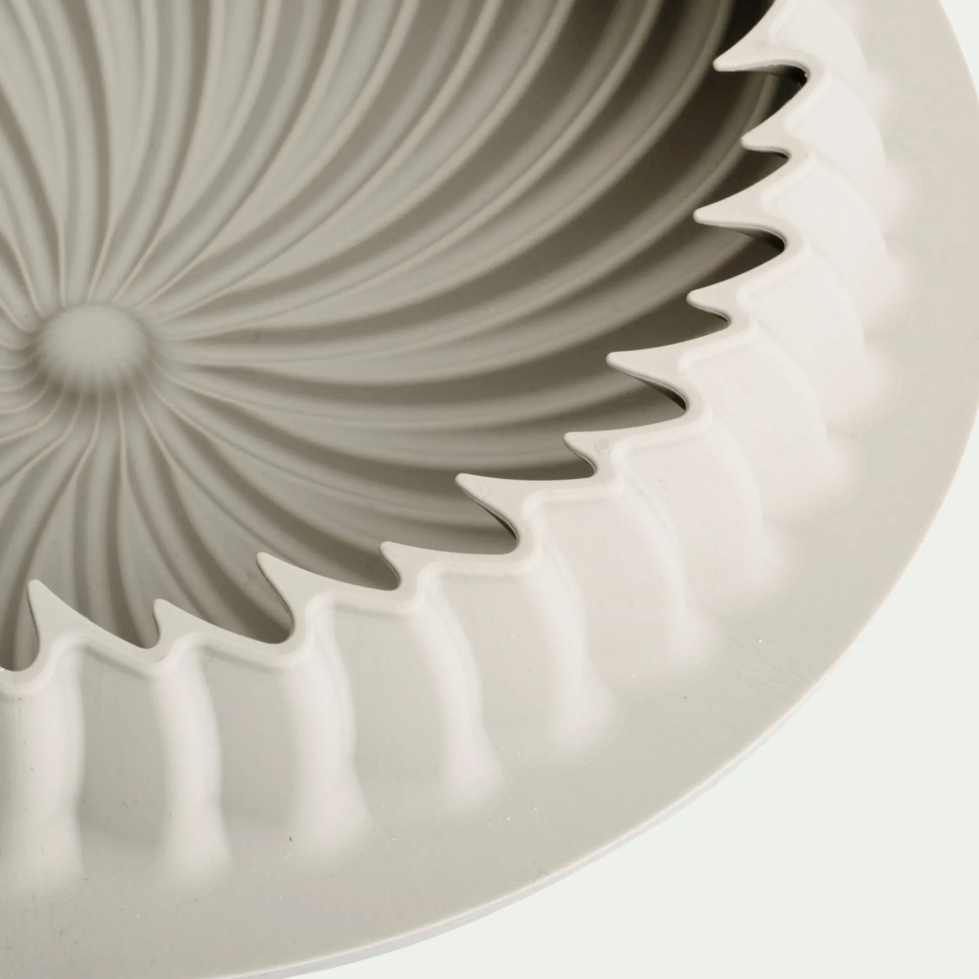 Moule à gâteau en spirale en silicone platinium D19,5cm - gris