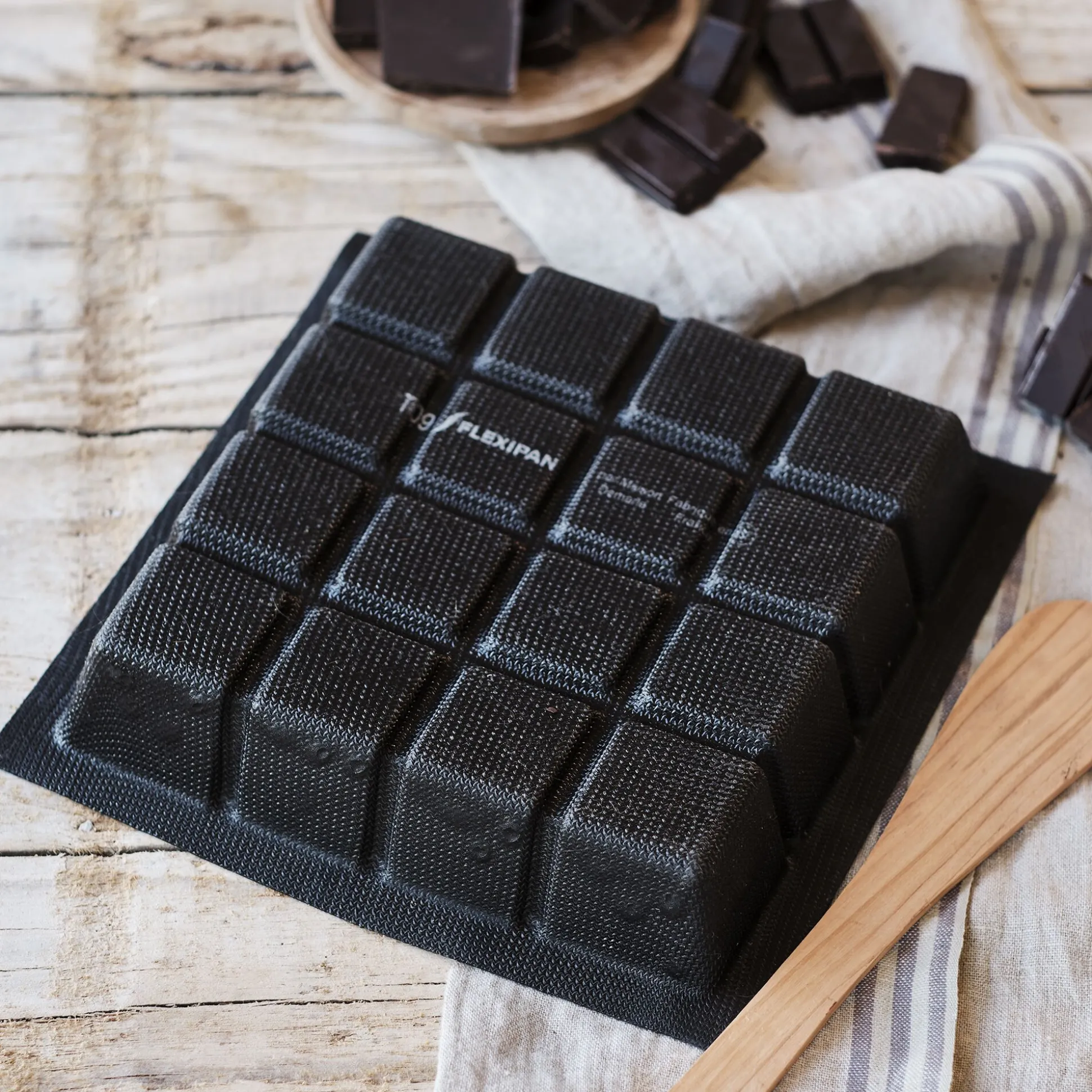 Moule tablette en fibre de verre et silicone 21x21cm - noir