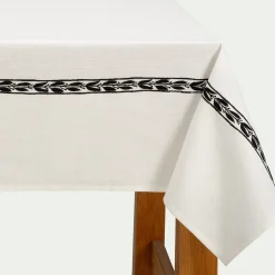 Nappe finition brodée Kissos en coton 145x250cm - blanc