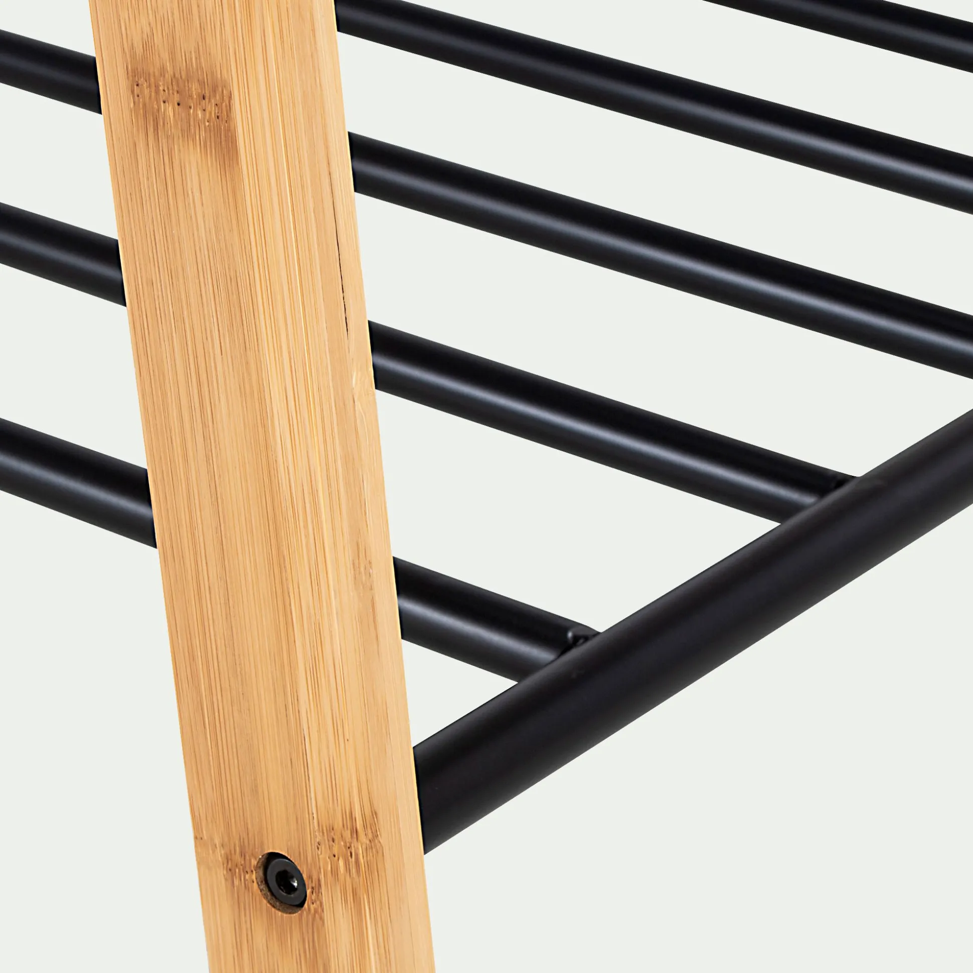 Penderie ouverte à 2 étagères en acier et bambou H173xL93cm - noir