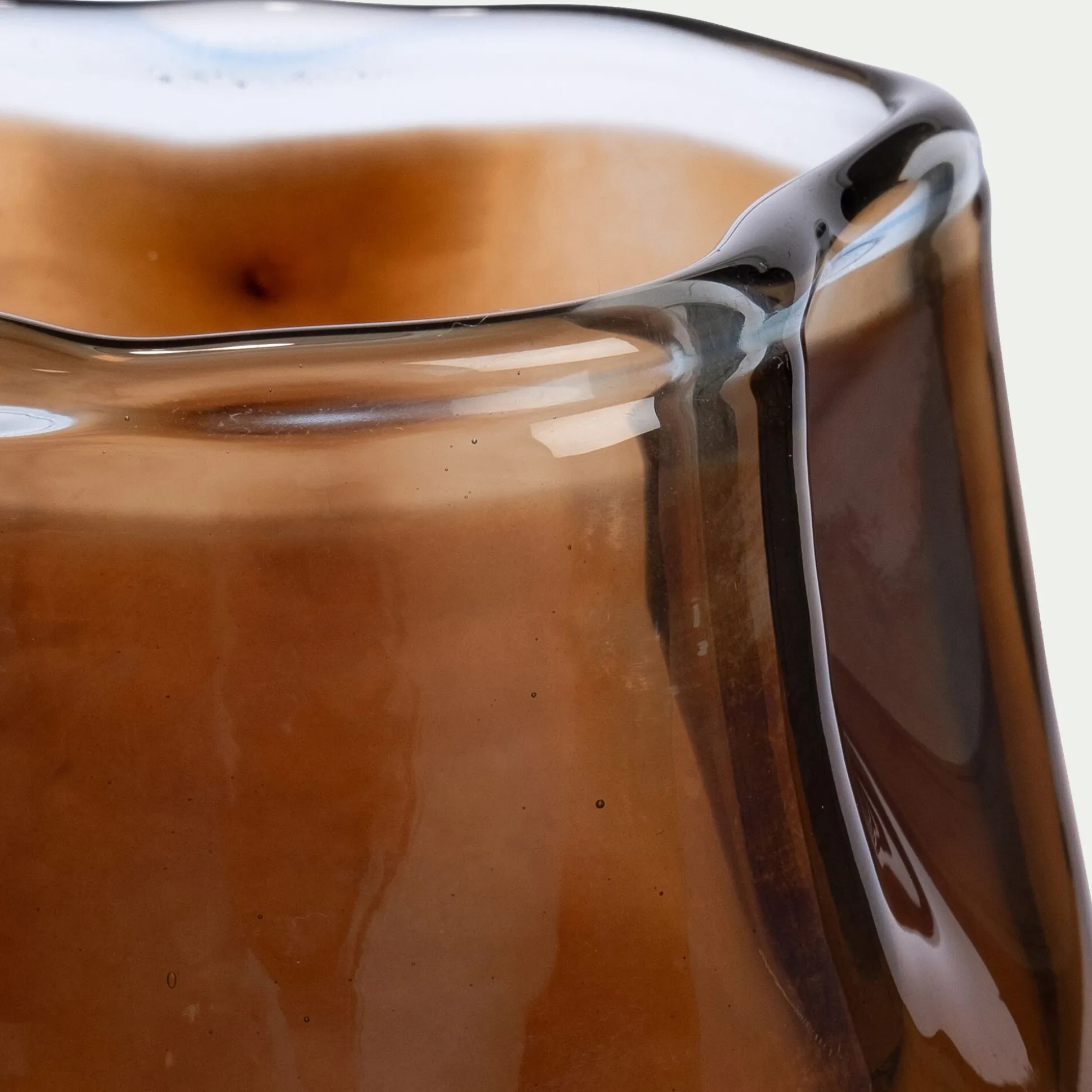 Photophore en verre - vert (modèle aléatoire)