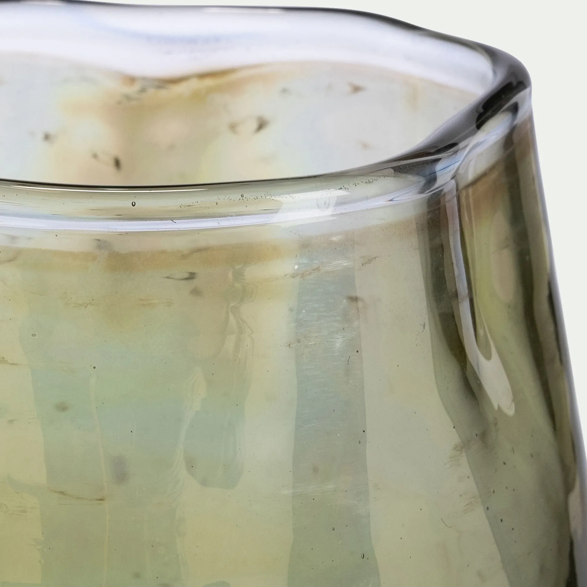 Photophore en verre - vert (modèle aléatoire)