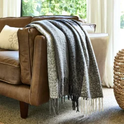 Plaid à carreaux en acrylique 130x170cm - noir et blanc