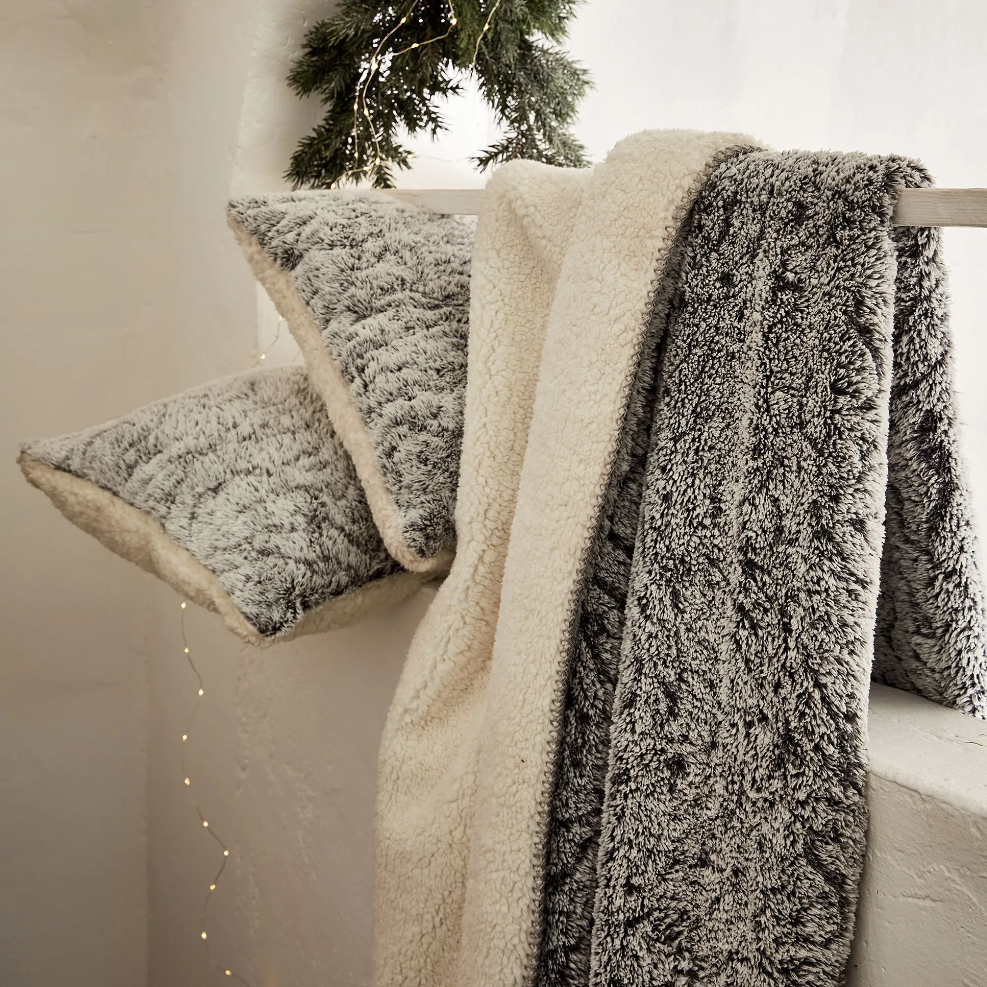 Plaid réversible effet fourrure - gris 130x170cm