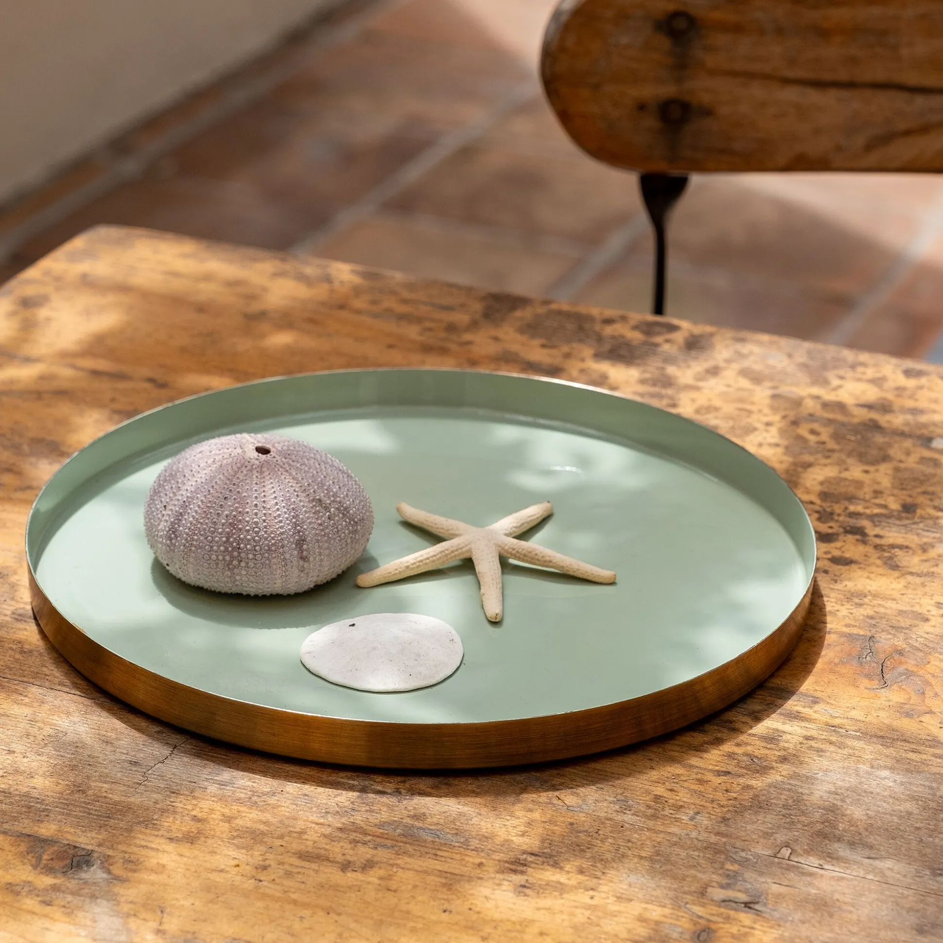 Plateau rond en fer - vert olivier D25cm