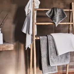 Porte serviettes en bambou - H130xl64 cm