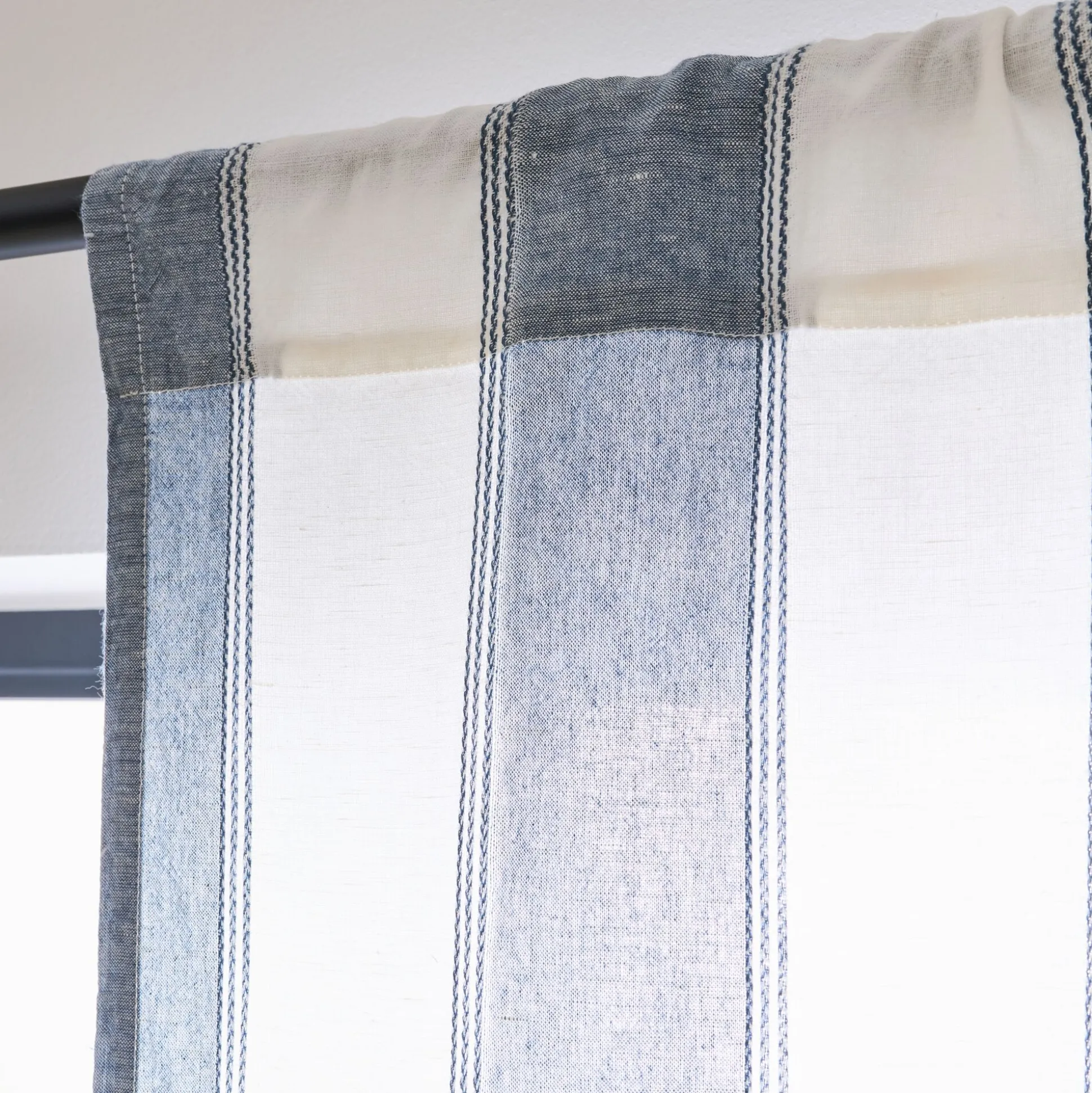 Rideau passe-tringle en lin et coton à rayures 140x250cm - bleu