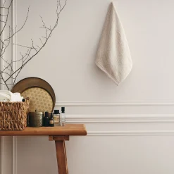 Serviette de toilette en bouclettes de coton bio - beige alpilles 50x90cm