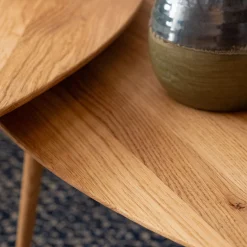 Set de 2 tables basses gigognes en chêne - bois clair