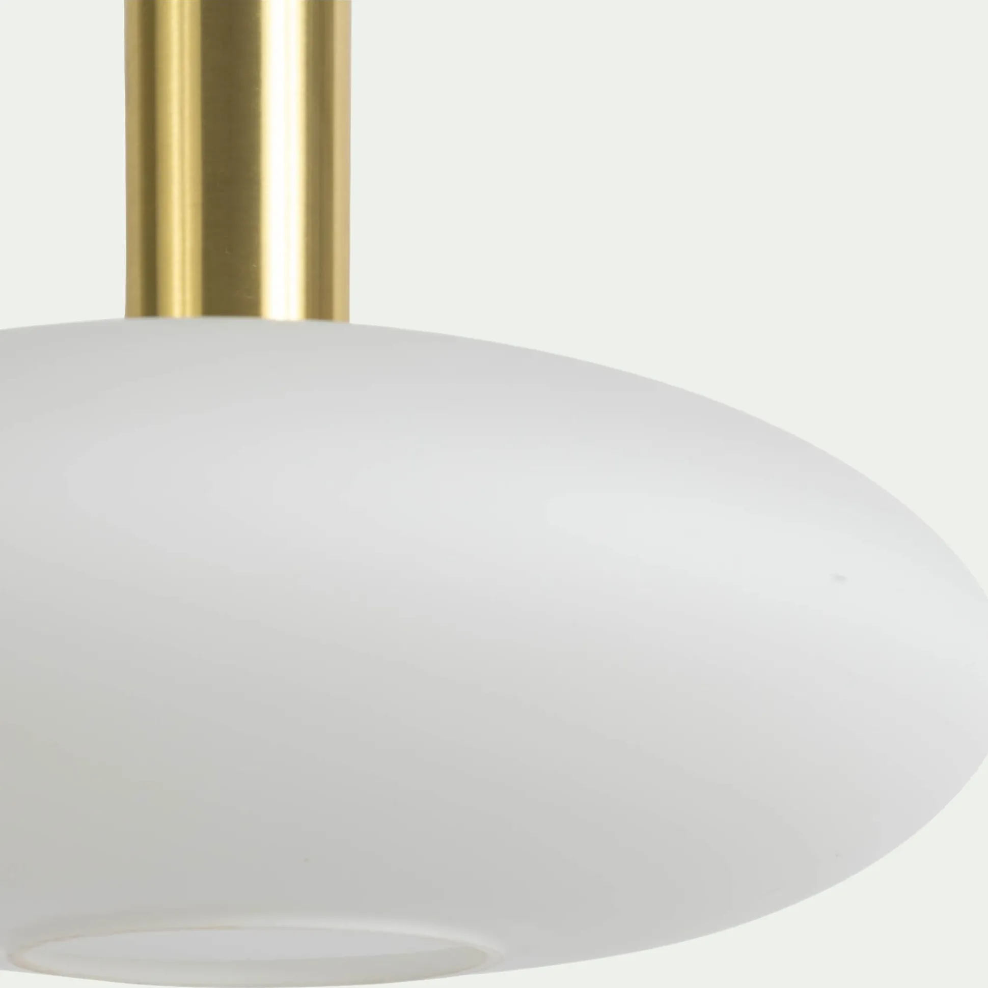Suspension électrifiée à 3 globes en verre opalin H70cm - blanc