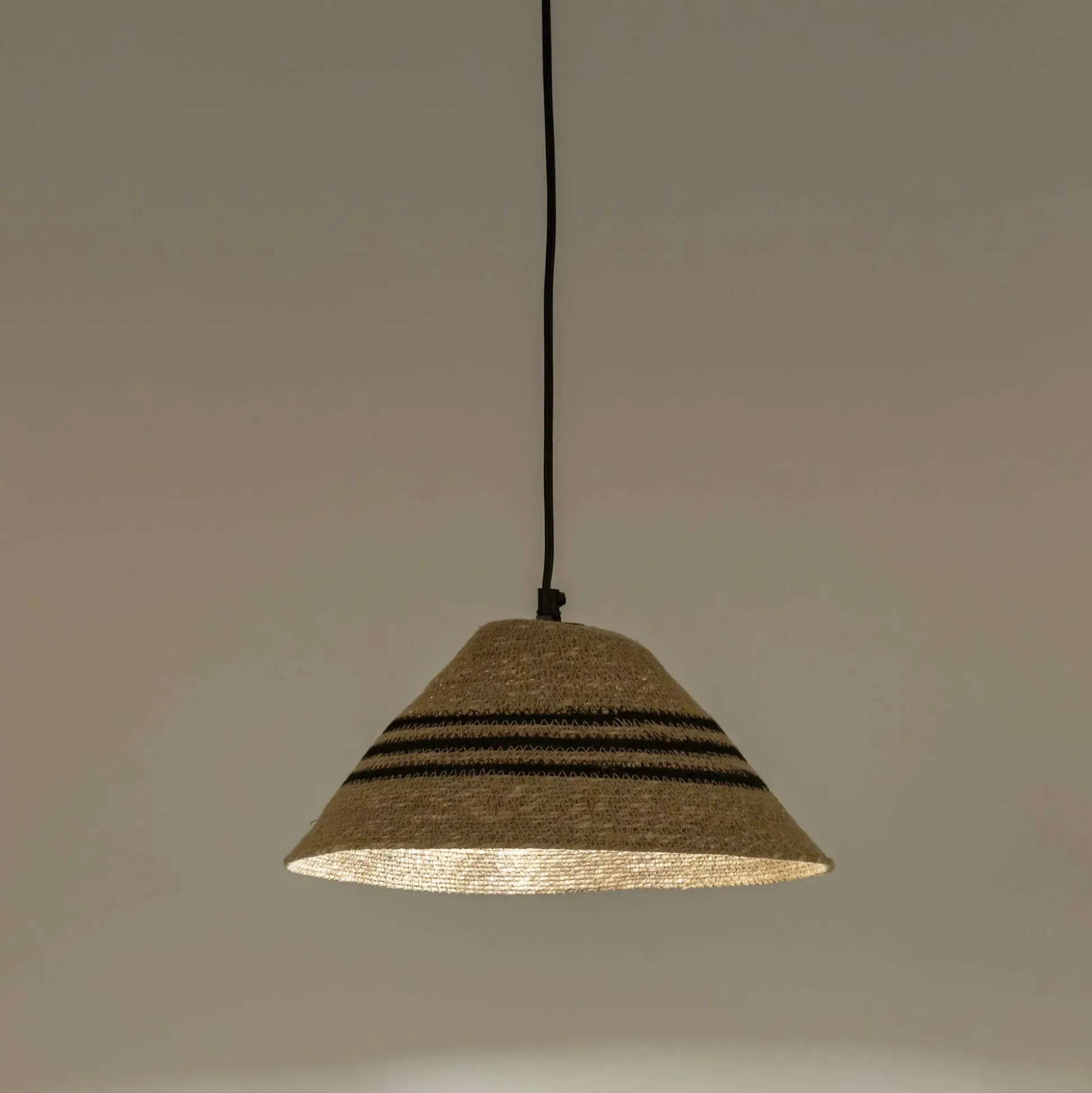 Suspension électrifiée en jonc de mer D32cm - naturel