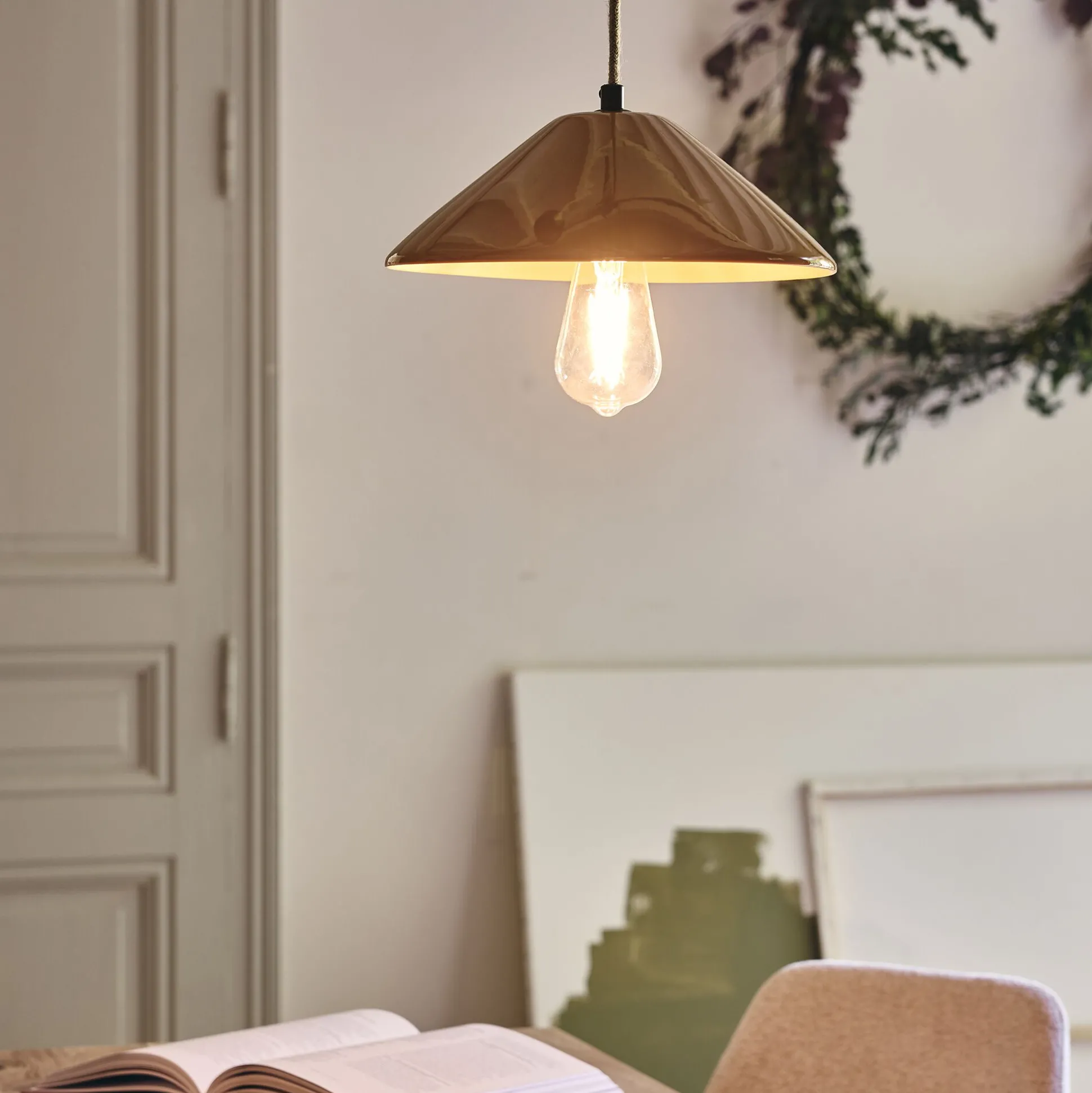 Suspension électrifiée en porcelaine D27,5cm - jaune