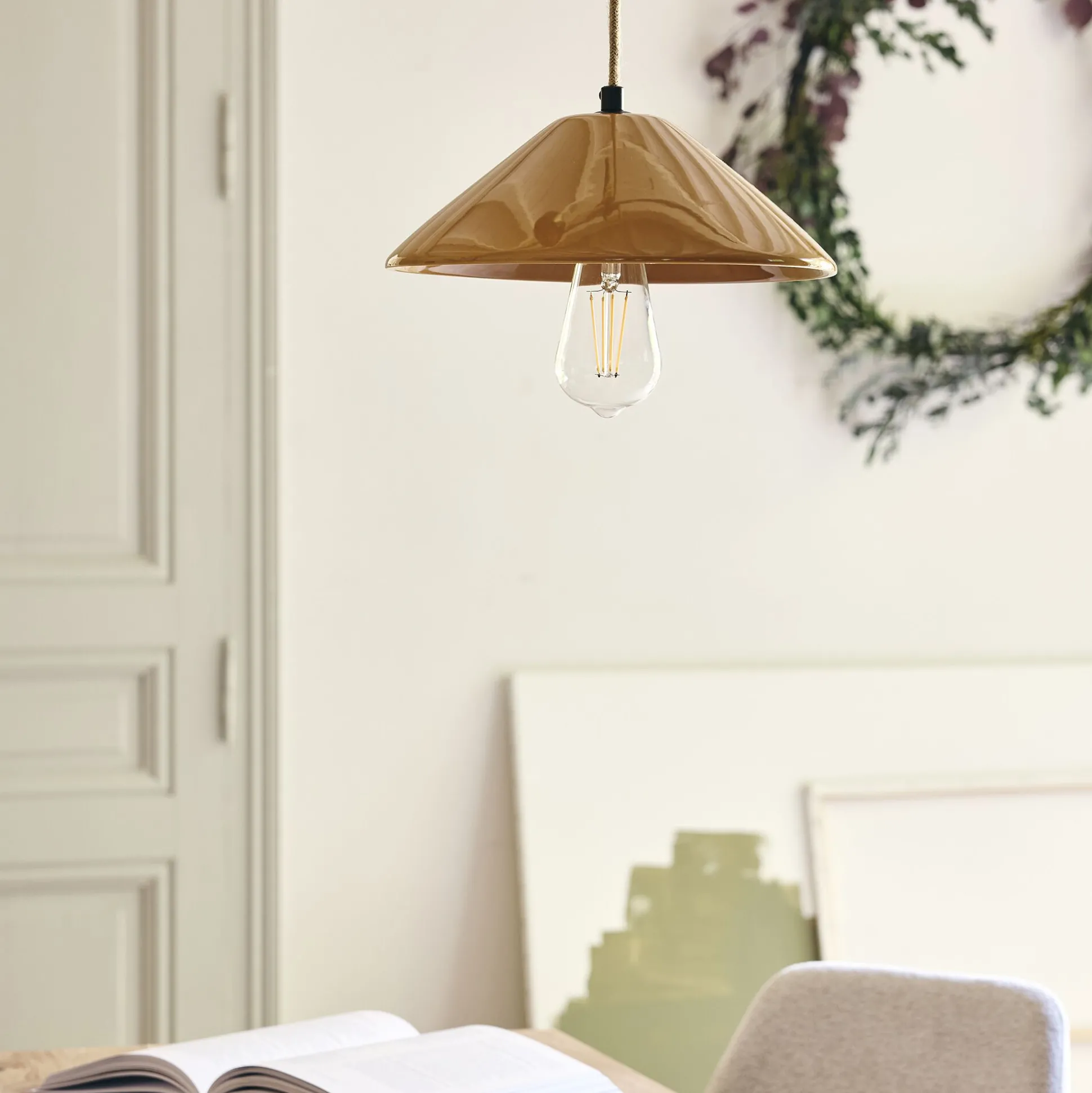 Suspension électrifiée en porcelaine D27,5cm - jaune