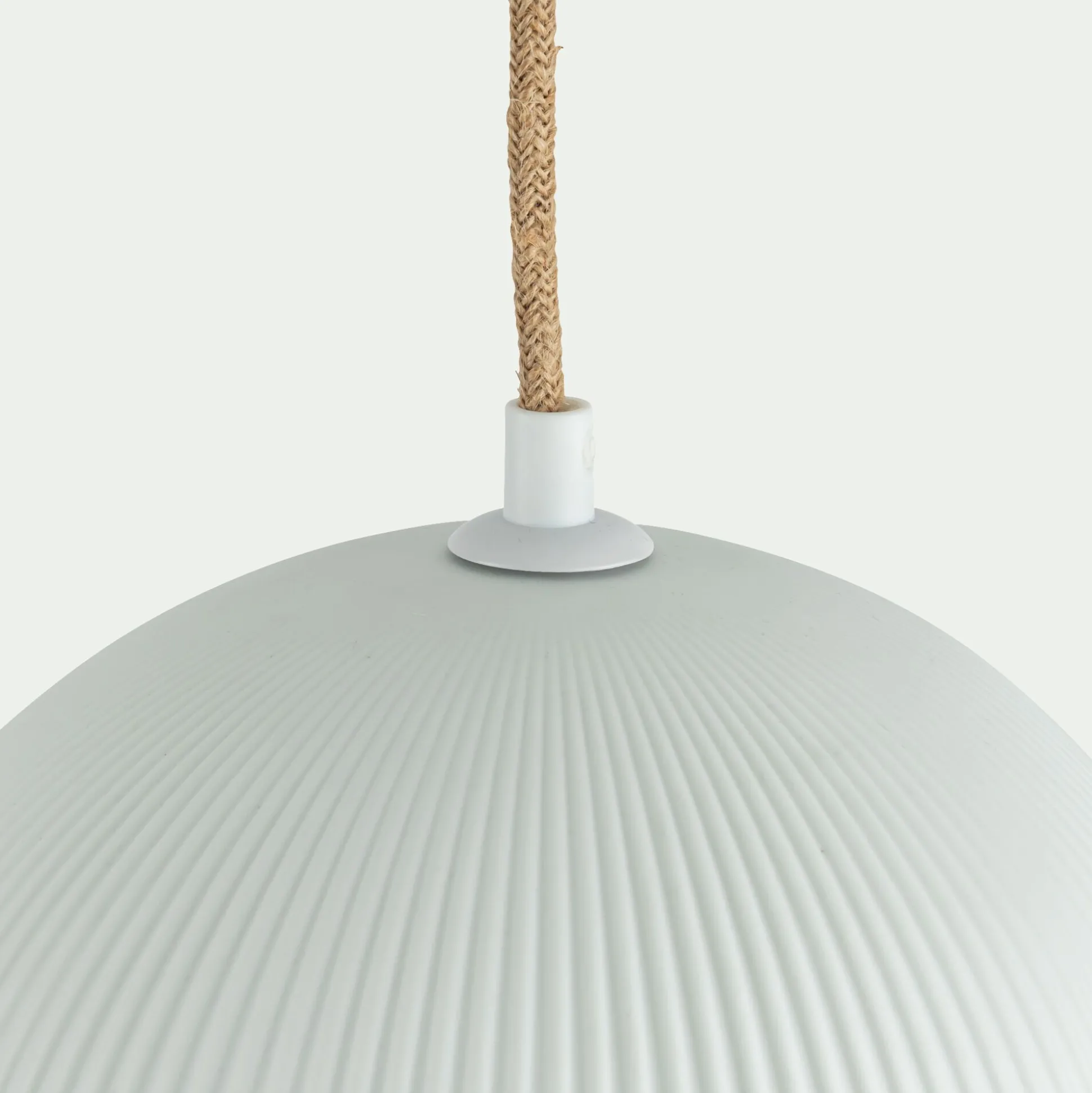 Suspension électrifiée en porcelaine striée D24cm - blanc
