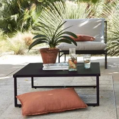 Table basse de jardin carrée en aluminium - noir