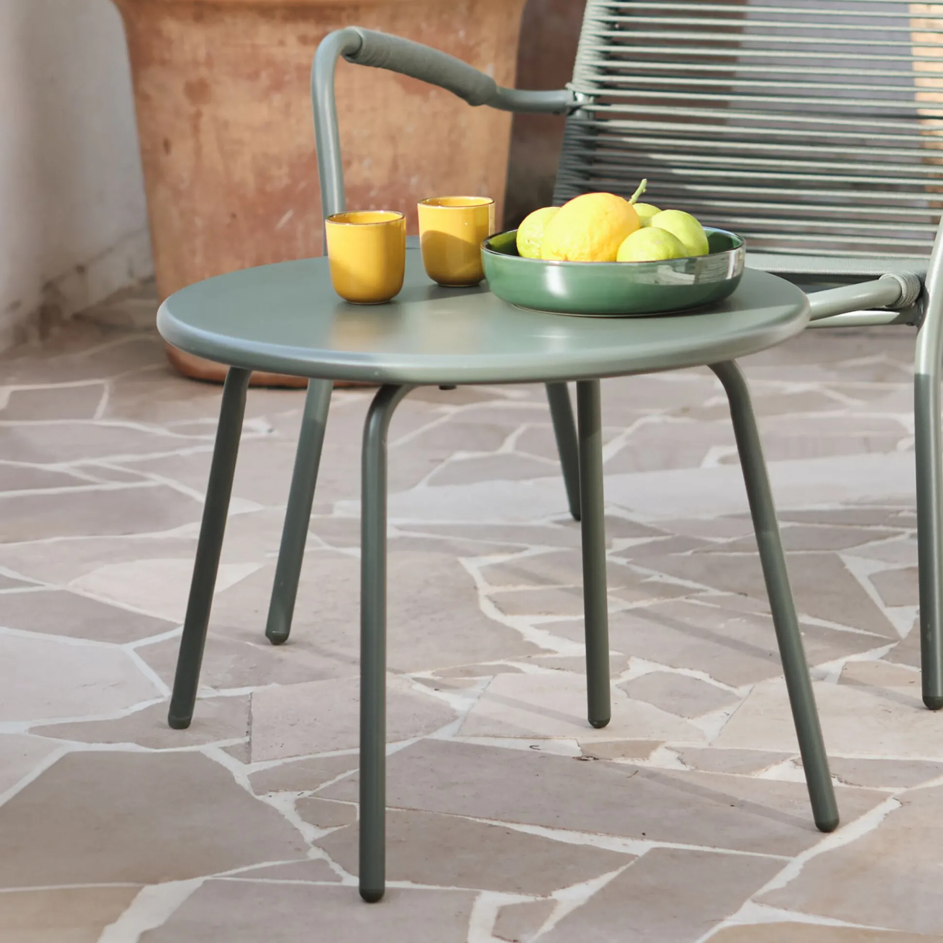 Table basse de jardin ronde en acier - vert