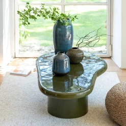 Table basse organique en béton L115cm - vert cèdre