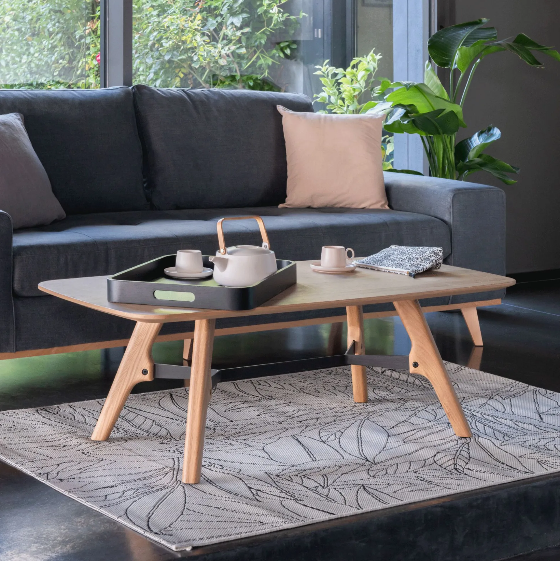 Table basse plaquée chêne