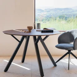 Table de repas ronde en bois - bois foncé (6 places)